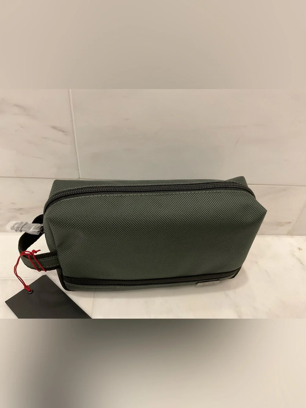 NEW TUMI Ballistic Nylon Zippered MEDIUM KIT Pouch Cosmetic Bag - SPRUCE GREEN